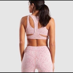 Gymshark Fleur Texture Pink Set